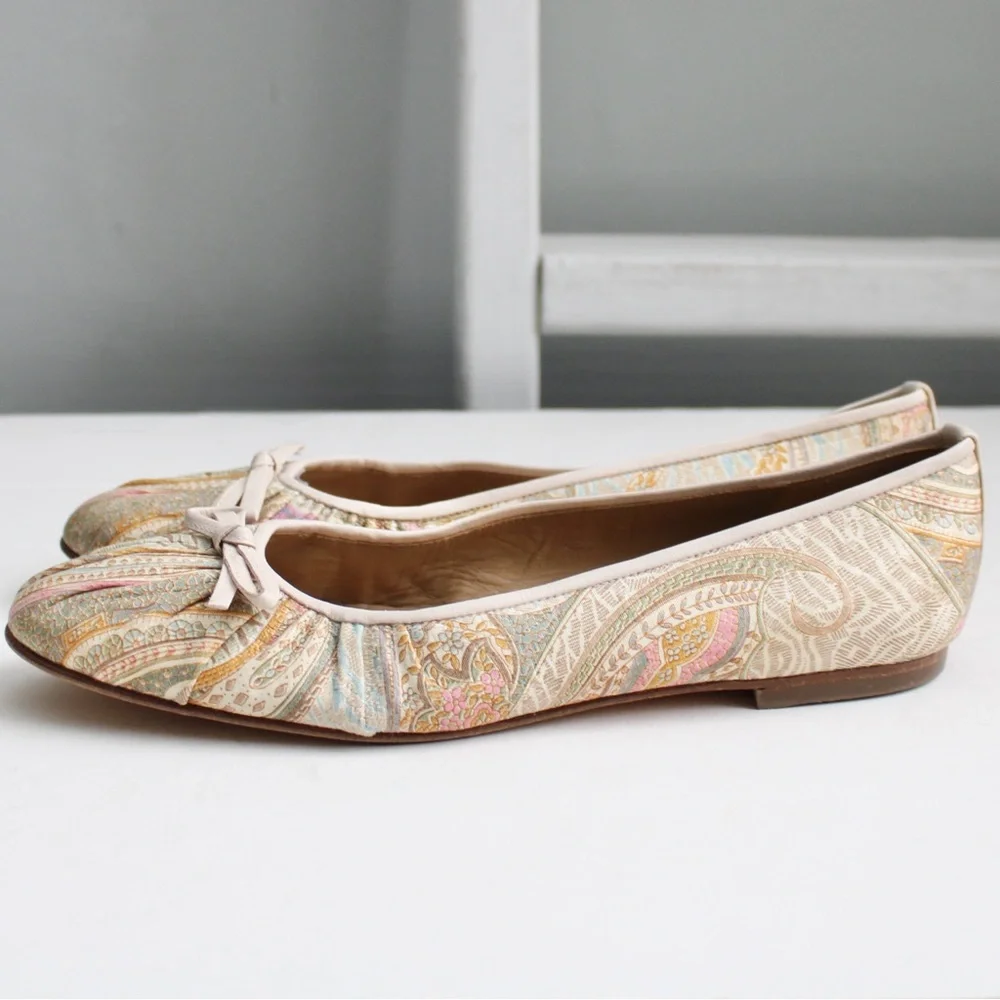 Stuart Weitzman Cream Multicolor Floral Paisley Ballet Almond Toe Flats Size 10